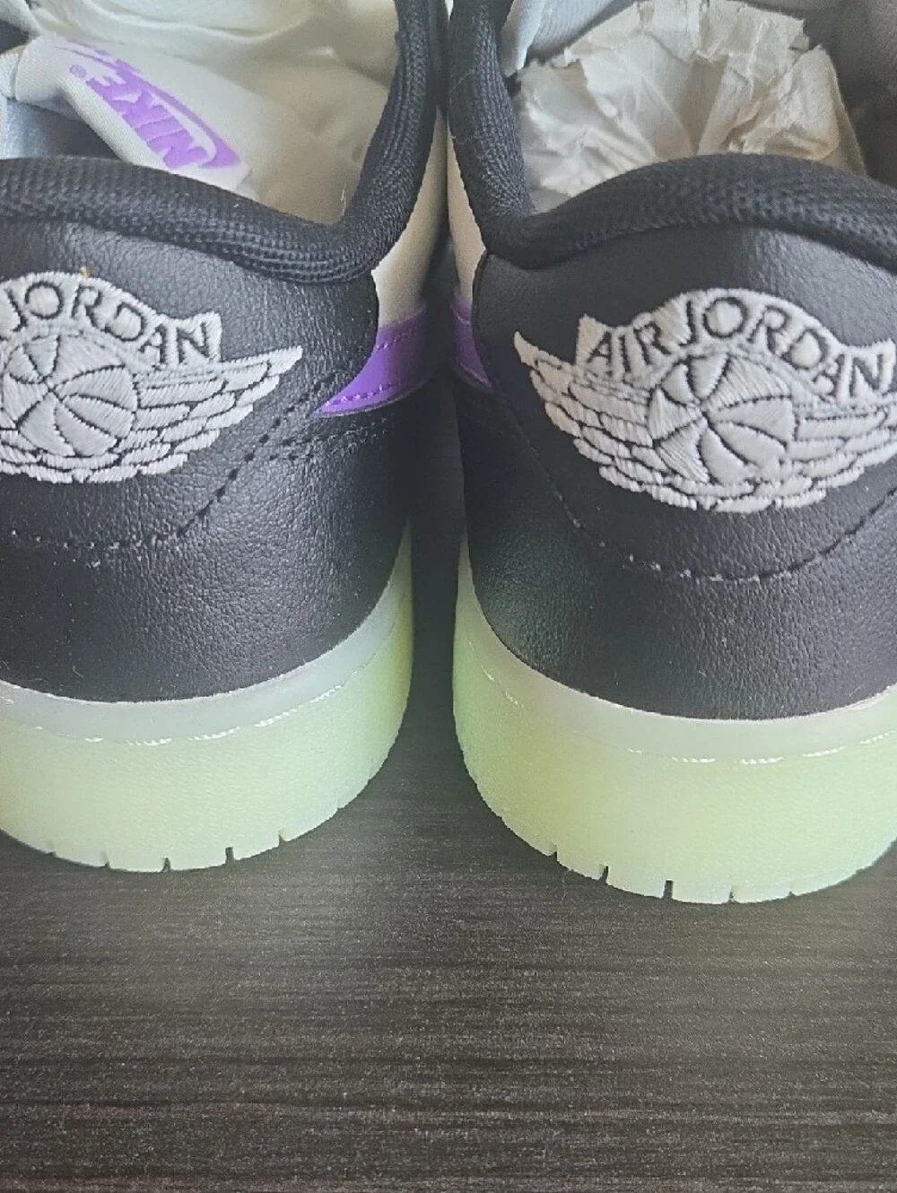 Nike sku hf0410